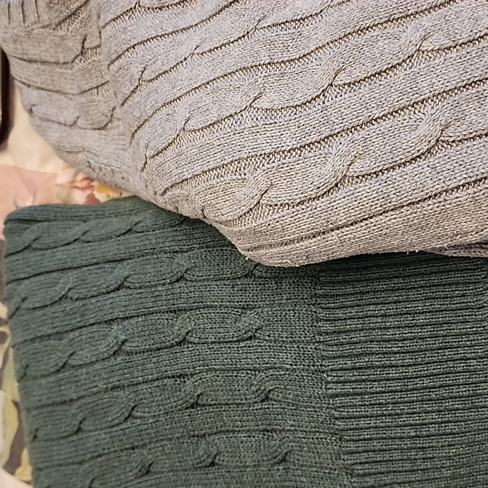 V neck sweaters